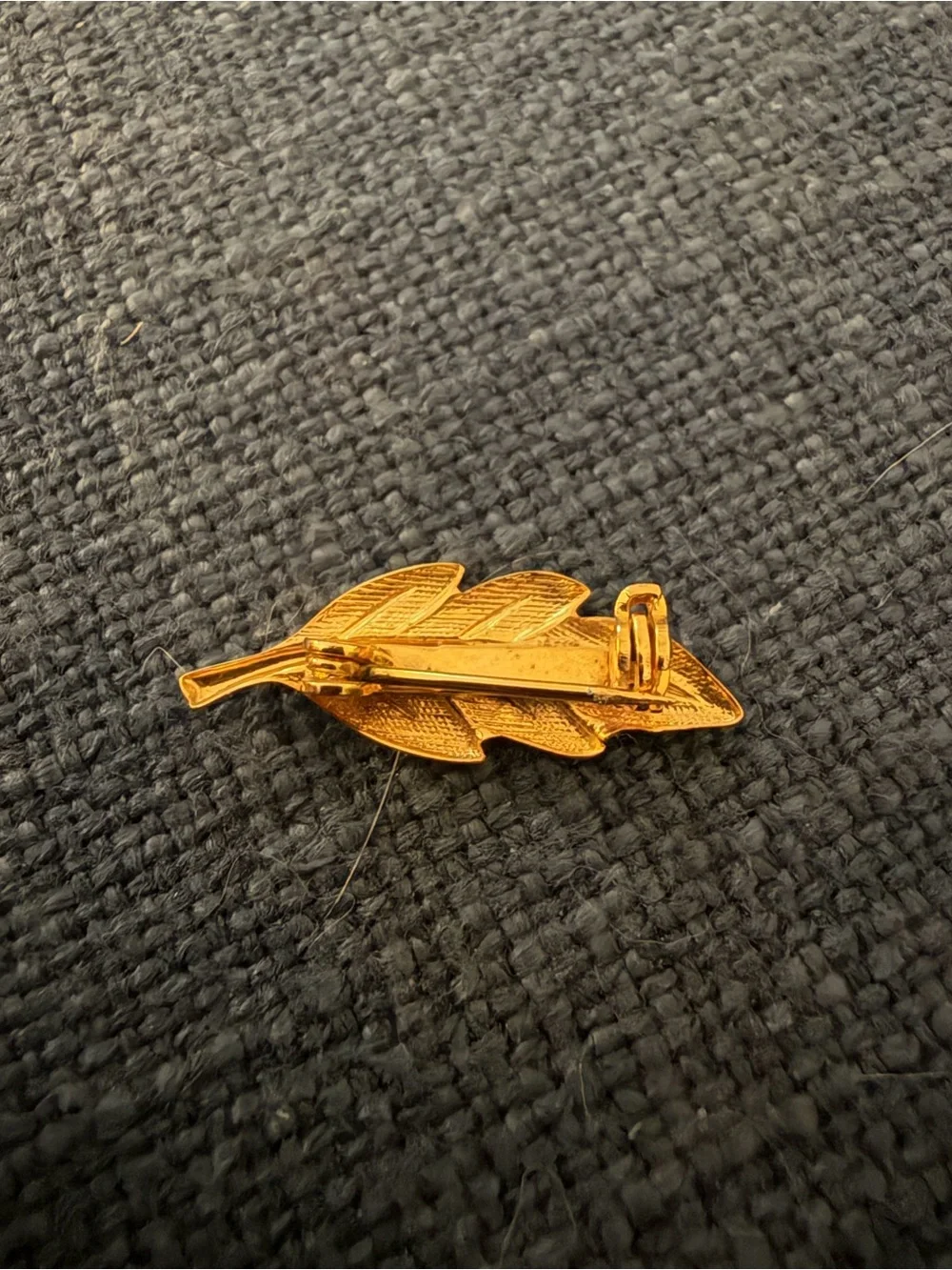 Gold Leaf Pin Brooch - Women's Accessory